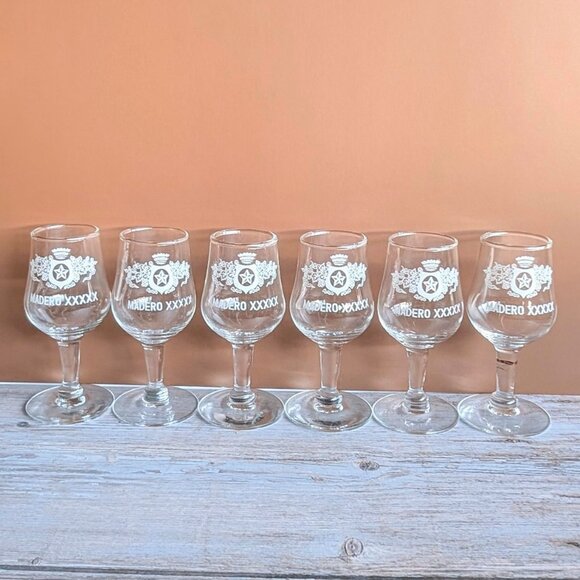 6 - Lot of Madero XXXXX Logo Liqueur/Shot Glasses Clear Stemmed Small Glass 1 oz - Picture 8 of 8